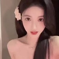 何昊然